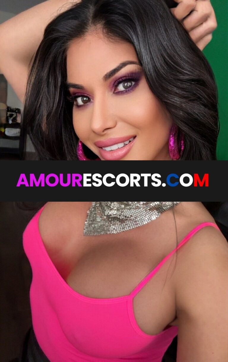 TS Monica goddess