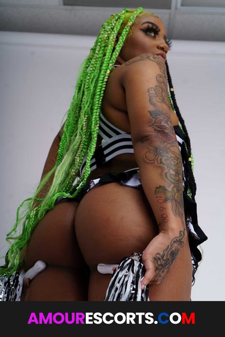 Khloe Kxxxng