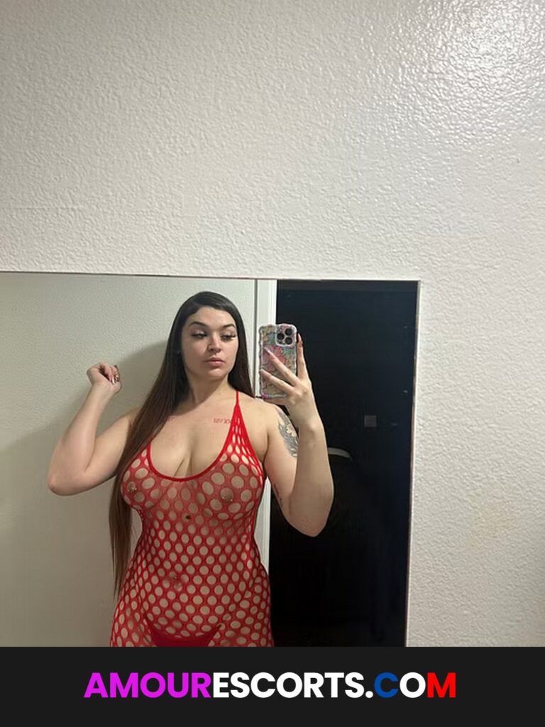 Nikki Snow