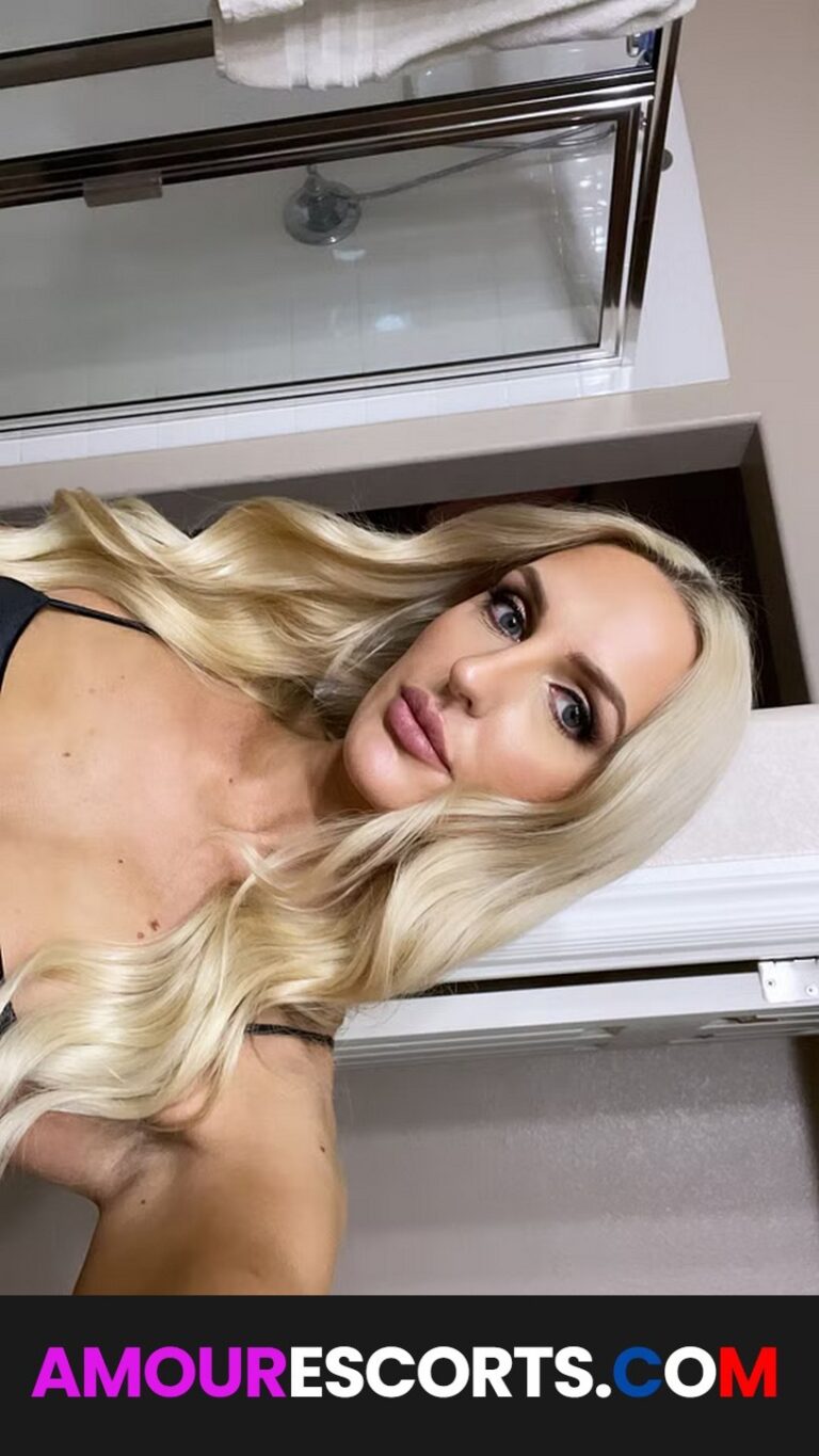 Ashlee Collins