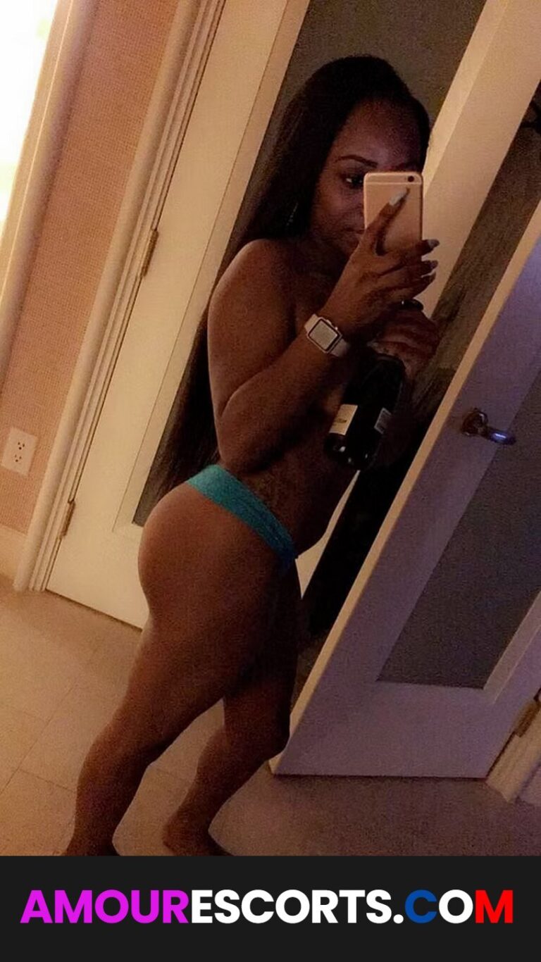 MIA DIOR