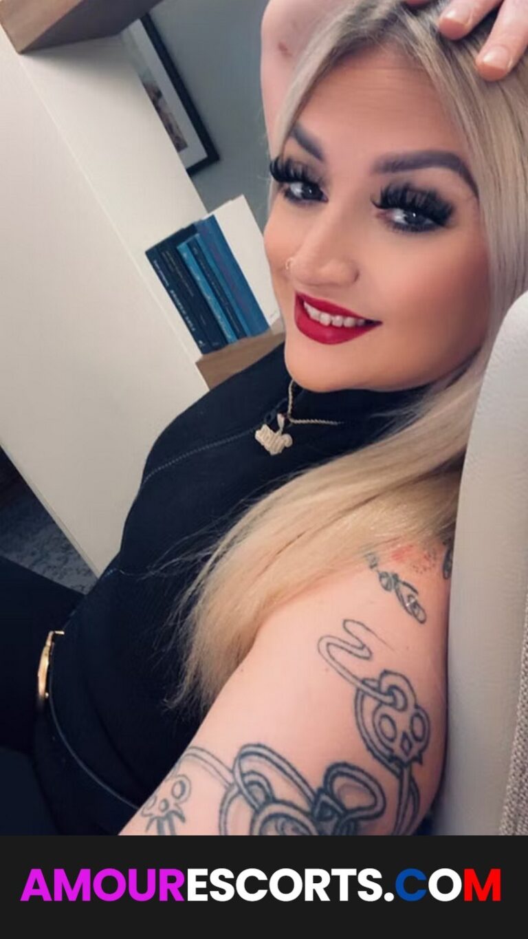 Mistress Chloe