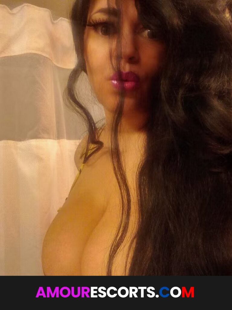 VIP Isabella Lopez