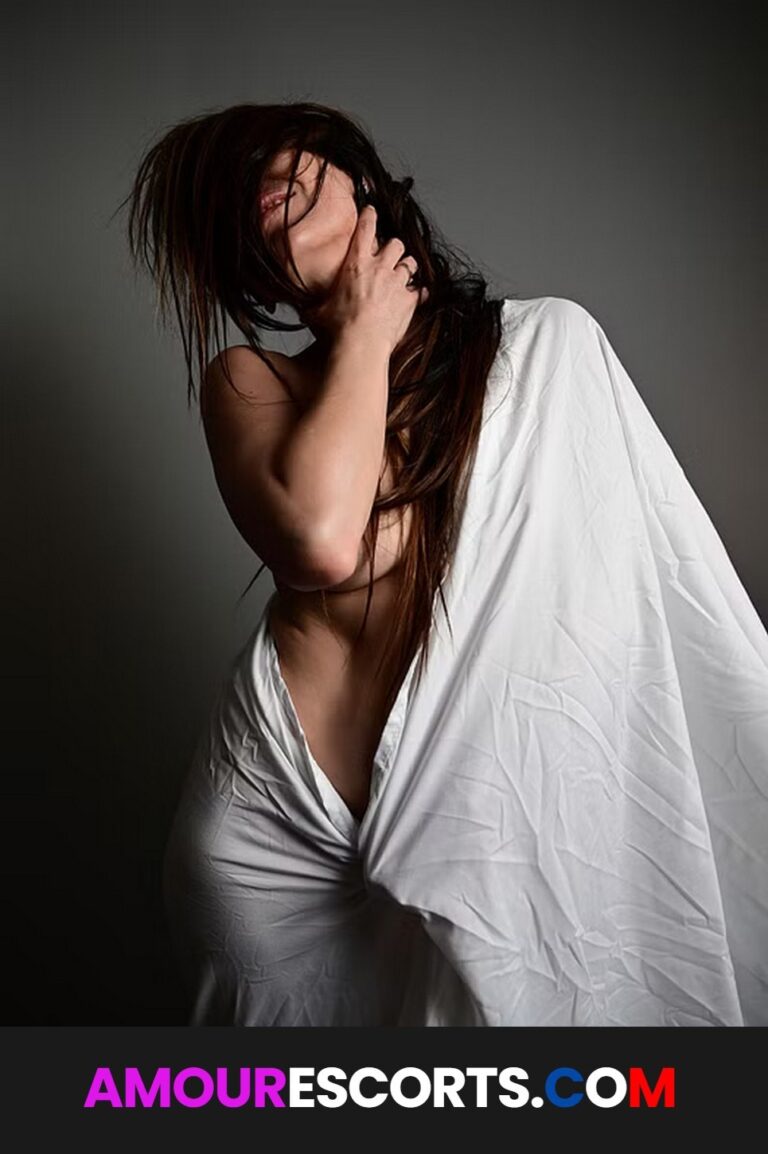 Ana Moon
