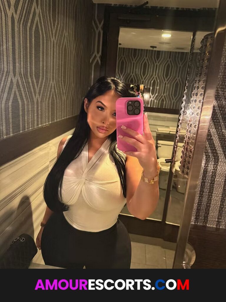 Luna Rose