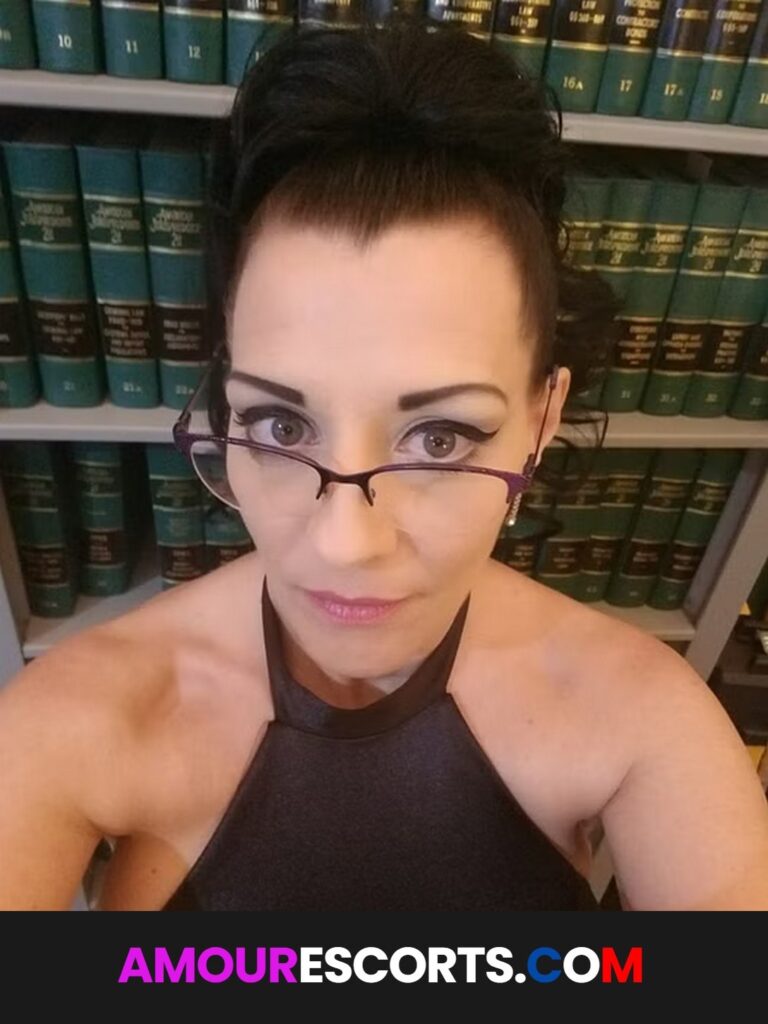 Ava KC