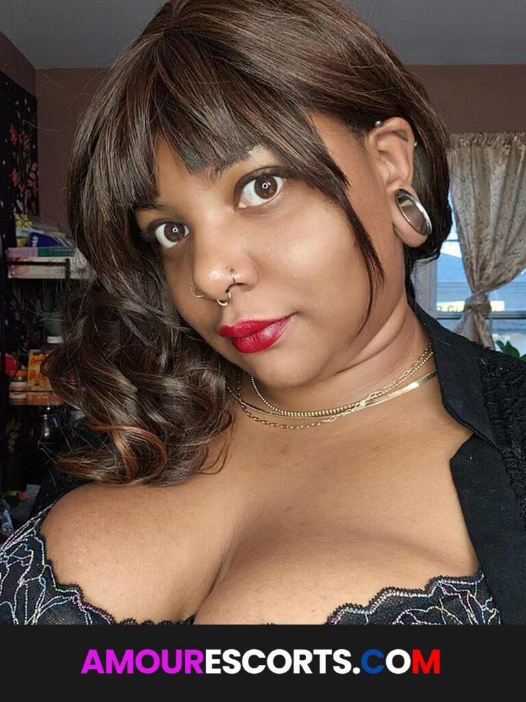 Kiana Divine