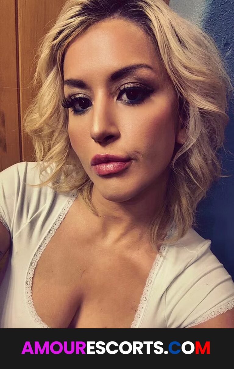Lili Lash