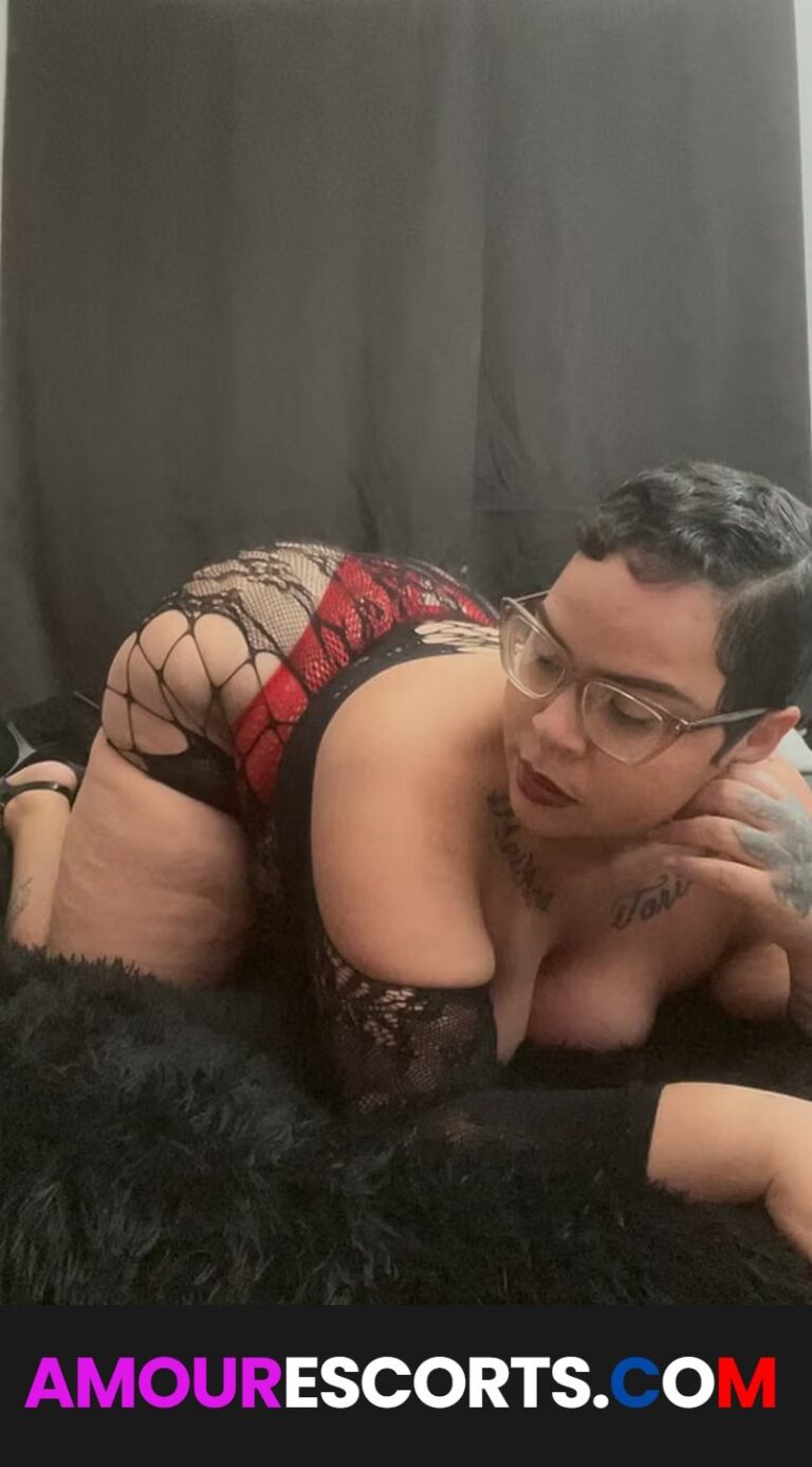 Vikki Red
