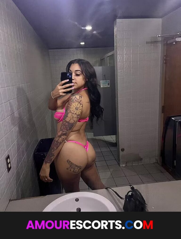 NICOLE WHITE