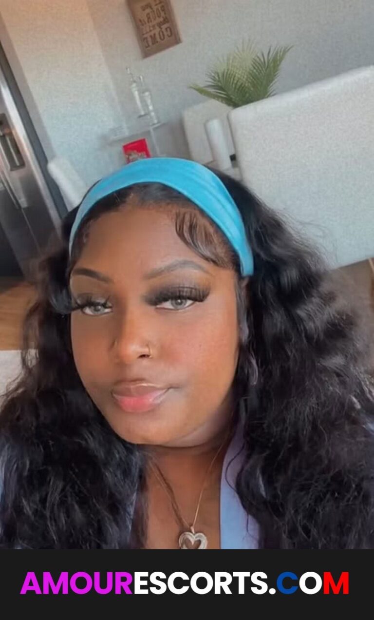 Diamond Moore