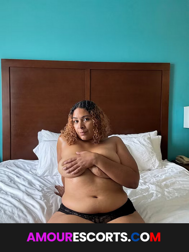 JuicyNaughtyChula