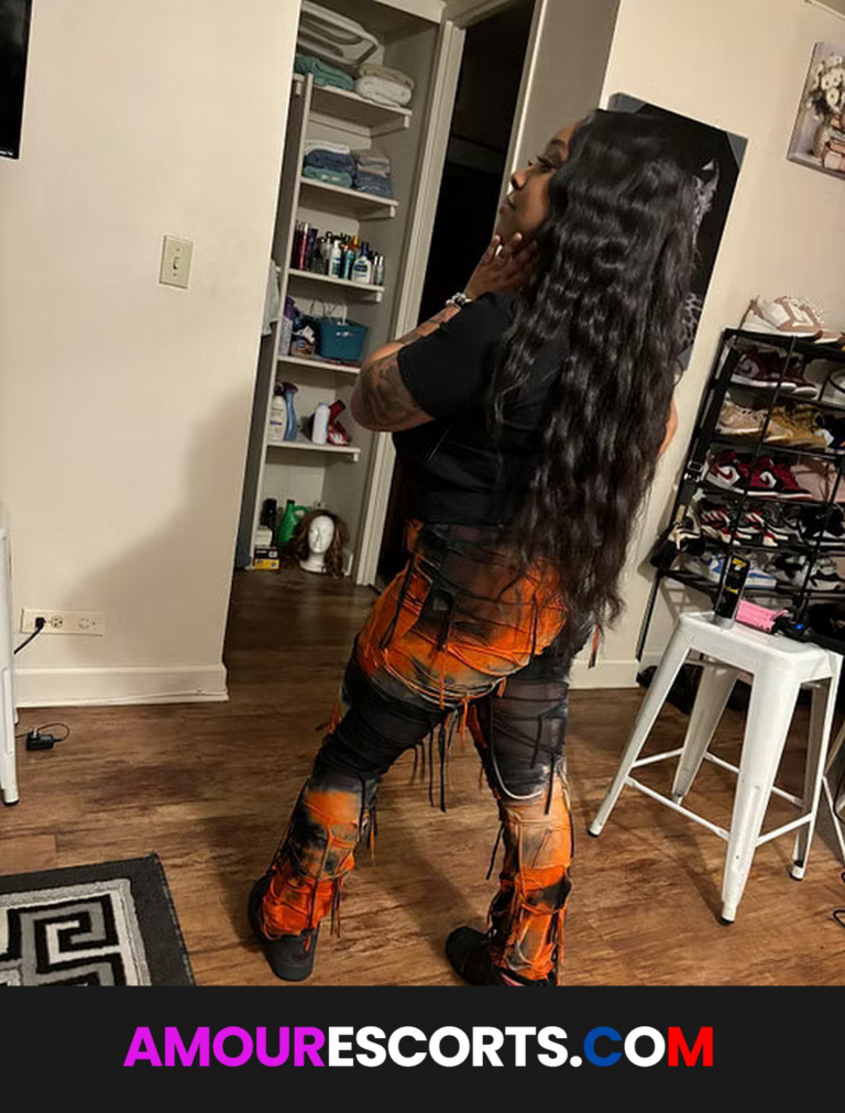 Misbaybeedoll