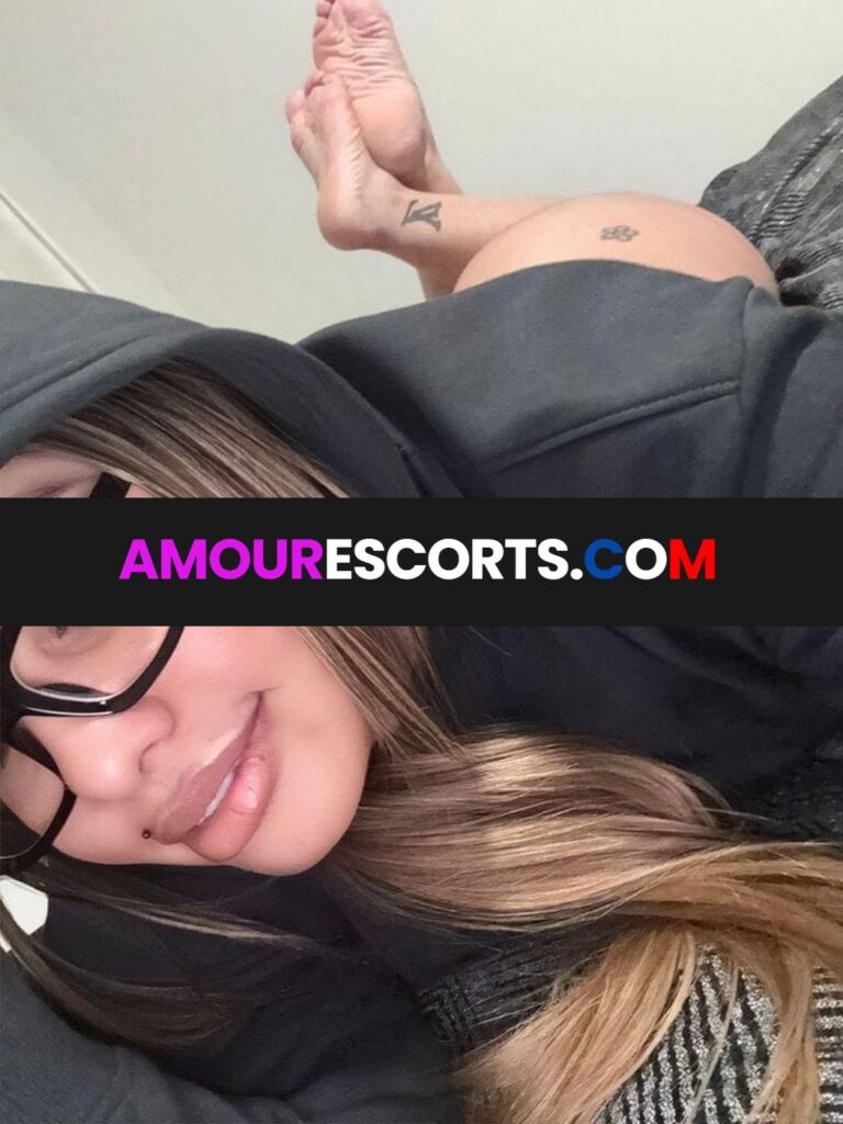 Sexy girl Katalella