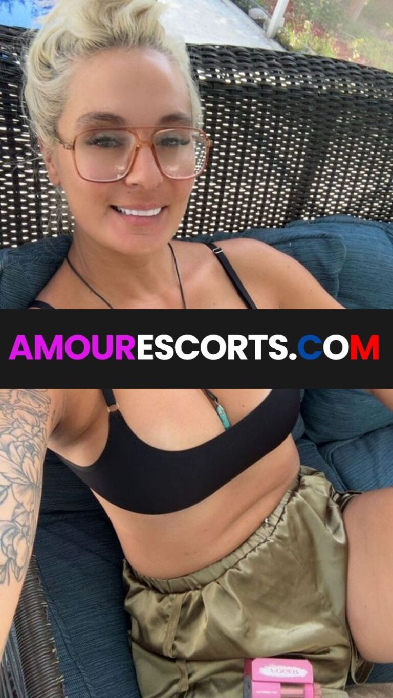 Mandy Rhea