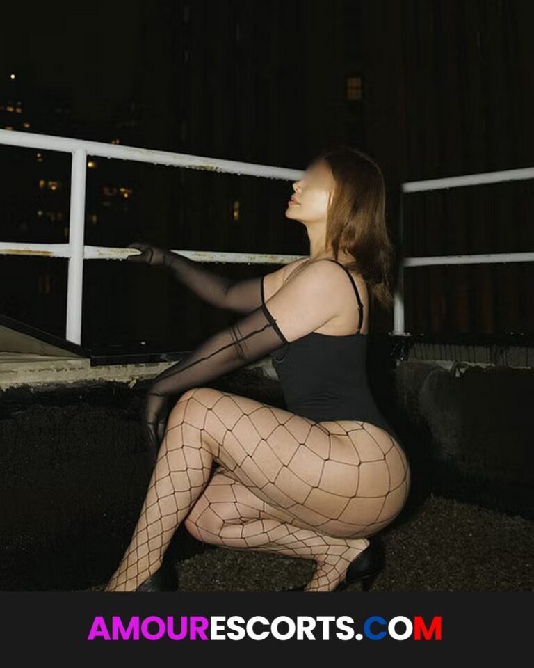 Nicolette Velvet