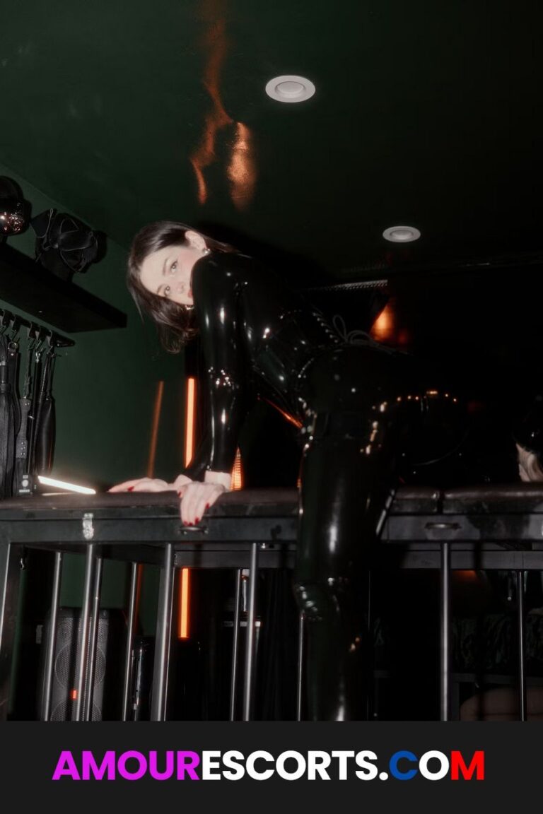 Mistress Chloe