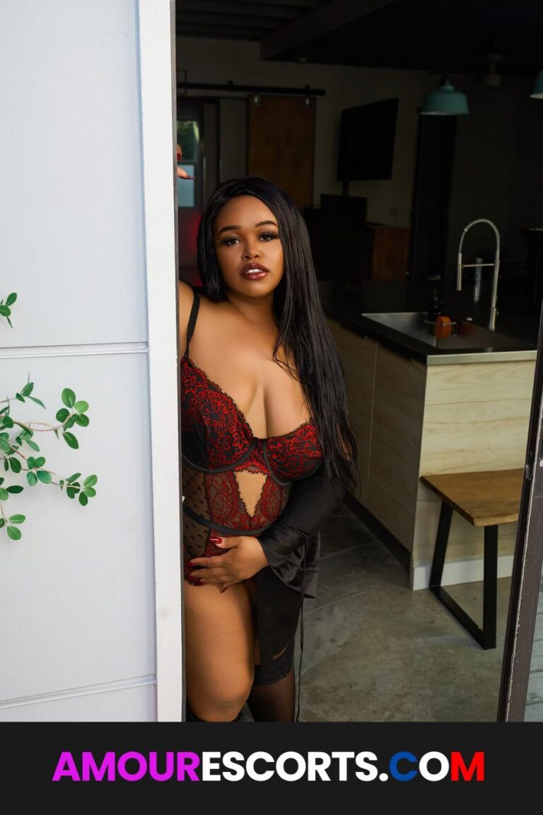 Dee Marie