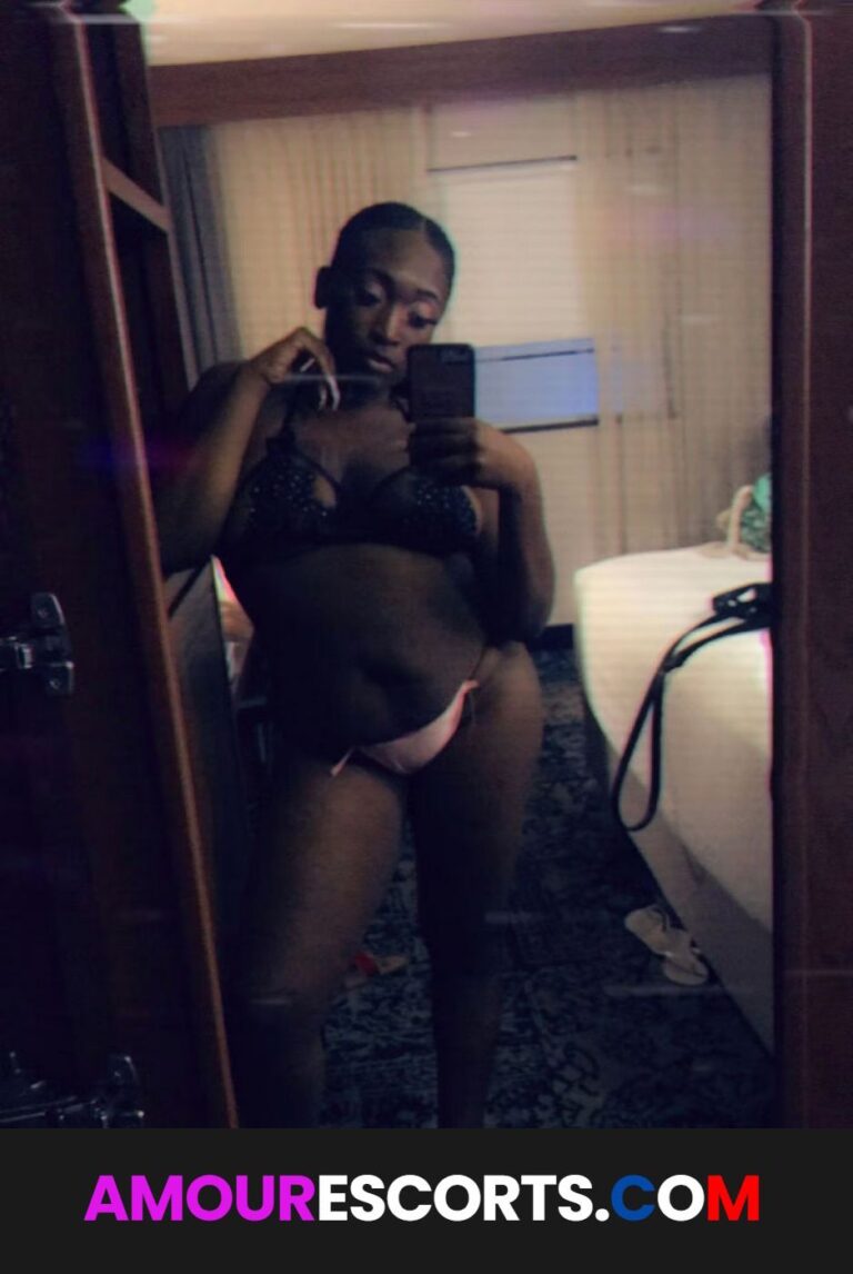 Khloe
