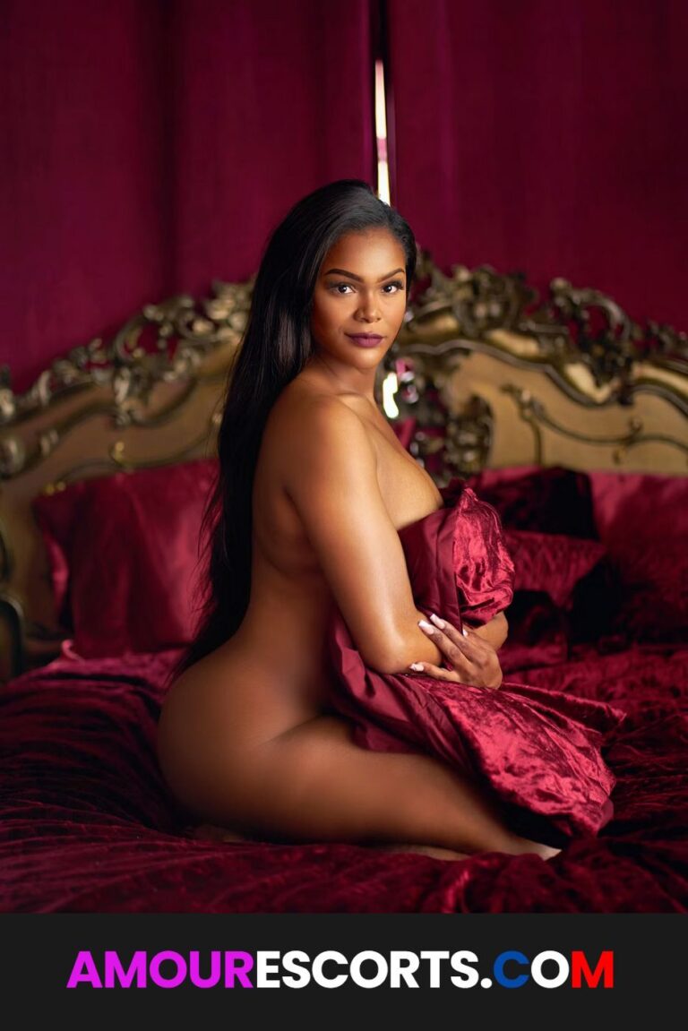 Chelsea raye