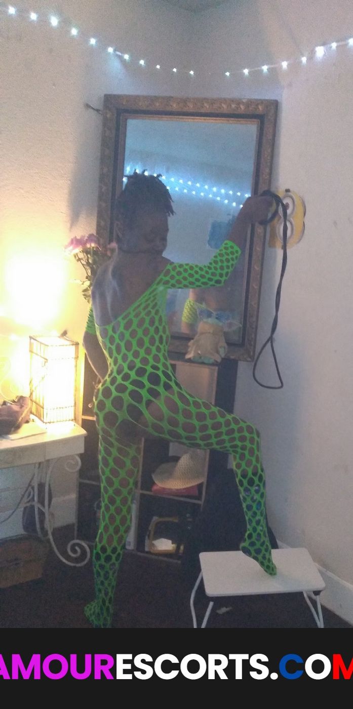 MistressDyan2U