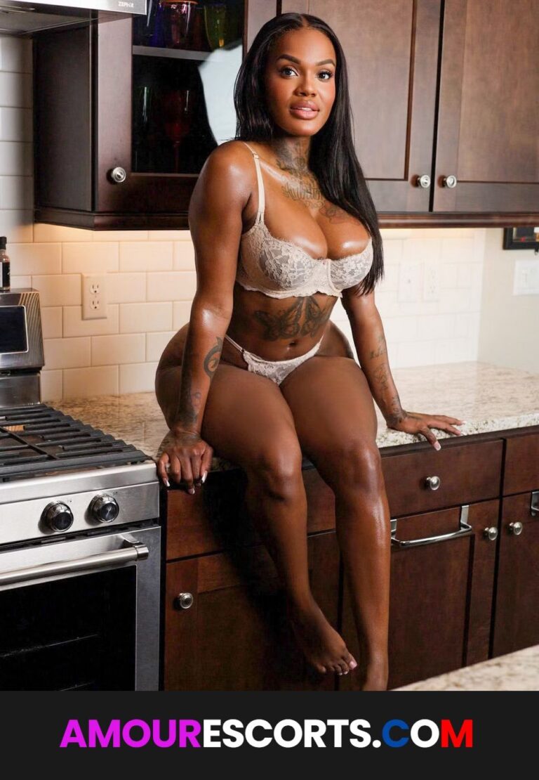 Jasmine Lynn