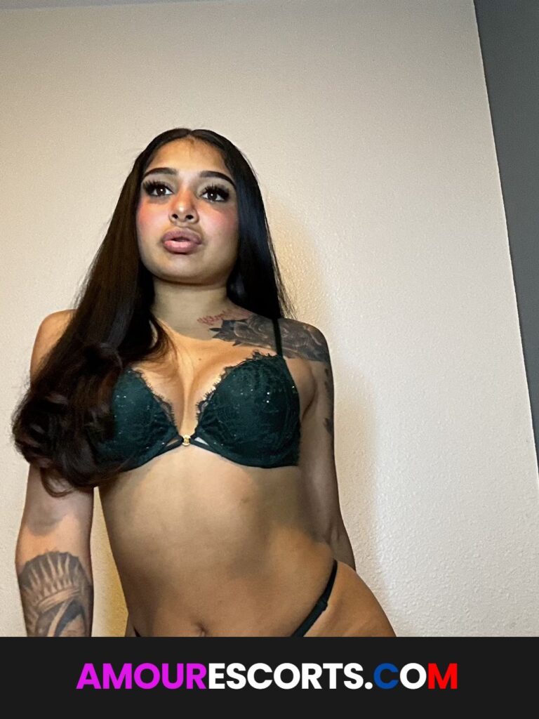 Yvonne Dior